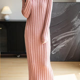 Merinoullblandning med V-ringad Ribbad Bodycon Stickad Klänning