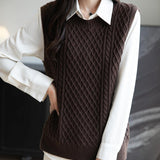 Merino Wool Blend Classic Crew Neck Cable Knit Vest
