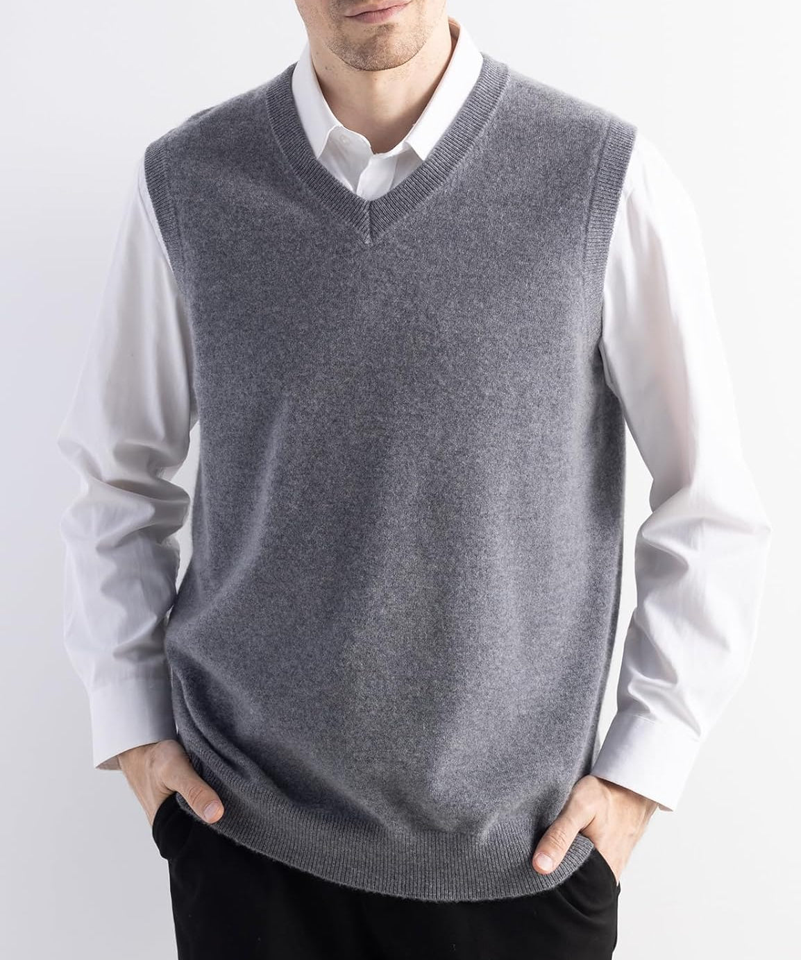 Kamizelka sweterkowa z australijskiej wełny merynosów i dekoltem w szpic