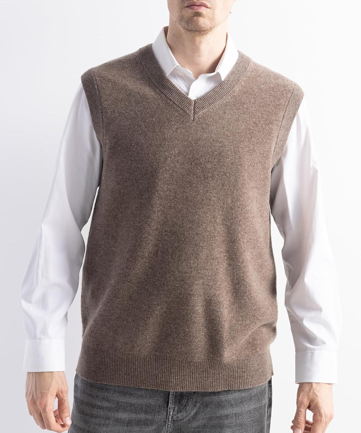 Kamizelka sweterkowa z australijskiej wełny merynosów i dekoltem w szpic