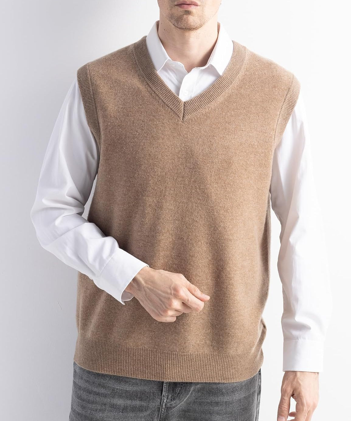 Kamizelka sweterkowa z australijskiej wełny merynosów i dekoltem w szpic