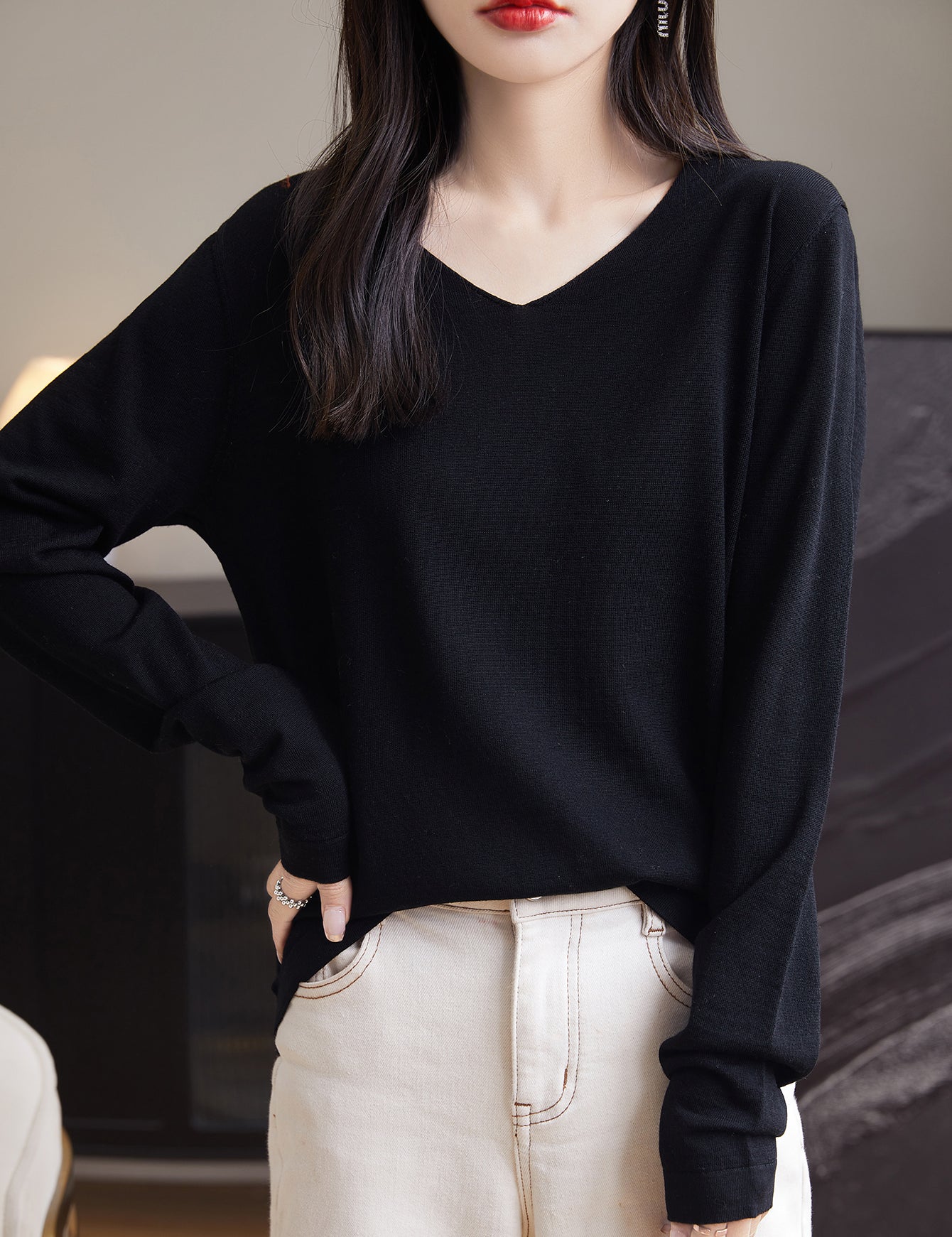 100% Merino Wool V-Neck Sweater