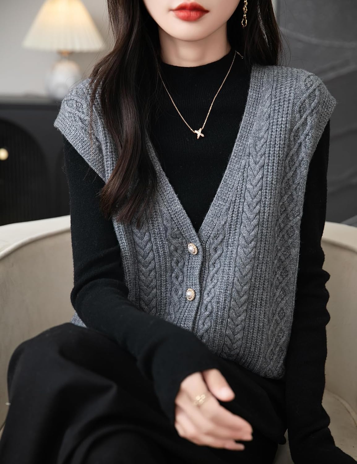 Women's 100% Merino Wool Sweater Vest 2025 Fall Winter V Neck Button Down Sleeveless Cable Knit Sweater Vest