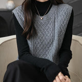 Women's 100% Merino Wool Sweater Vest 2025 Fall Winter Vintage Cable Crew Neck Sleeveless Knit Sweater Vest