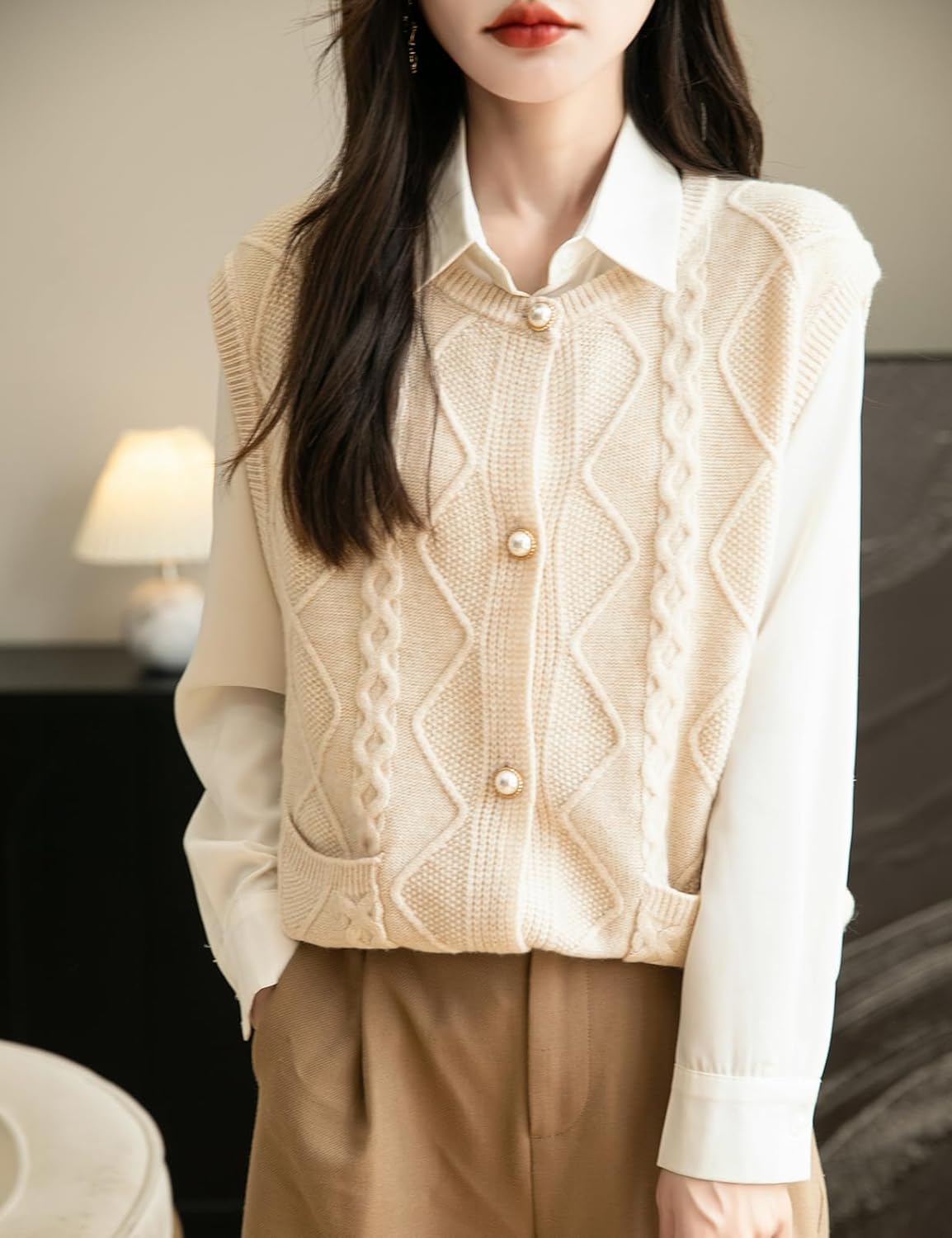 Women's 100% Merino Wool Sweater Vest 2025 Fall Winter Crew Neck Button Down Sleeveless Cable Knit Sweater Vest