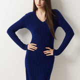 Vestido suéter 100% lã Merino com decote em V