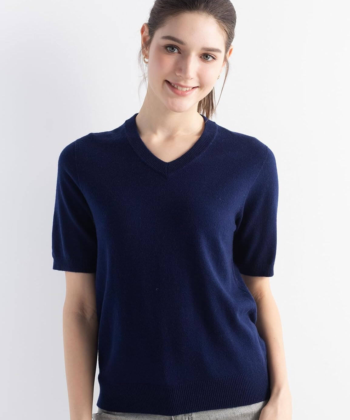 Merino Wool V-Neck Short Sleeve Seamless Knit Sweater