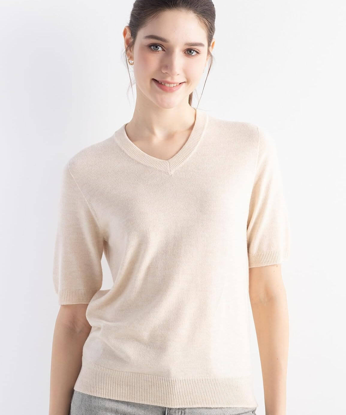 Merino Wool V-Neck Short Sleeve Seamless Knit Sweater