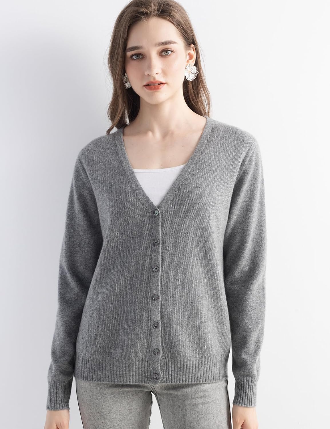 モンゴルのVネックニットカシミアカーディガン