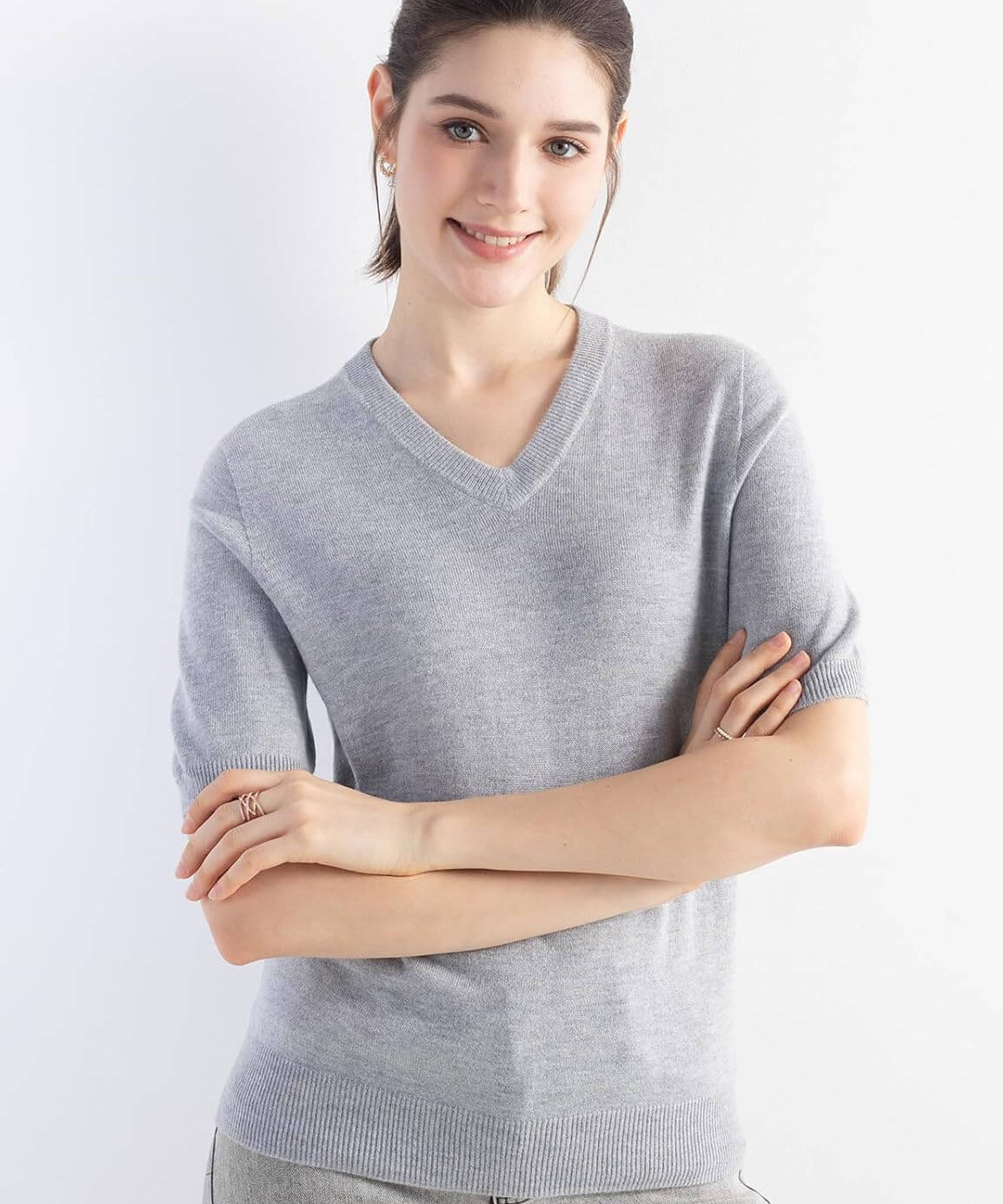 Merino Wool V-Neck Short Sleeve Seamless Knit Sweater