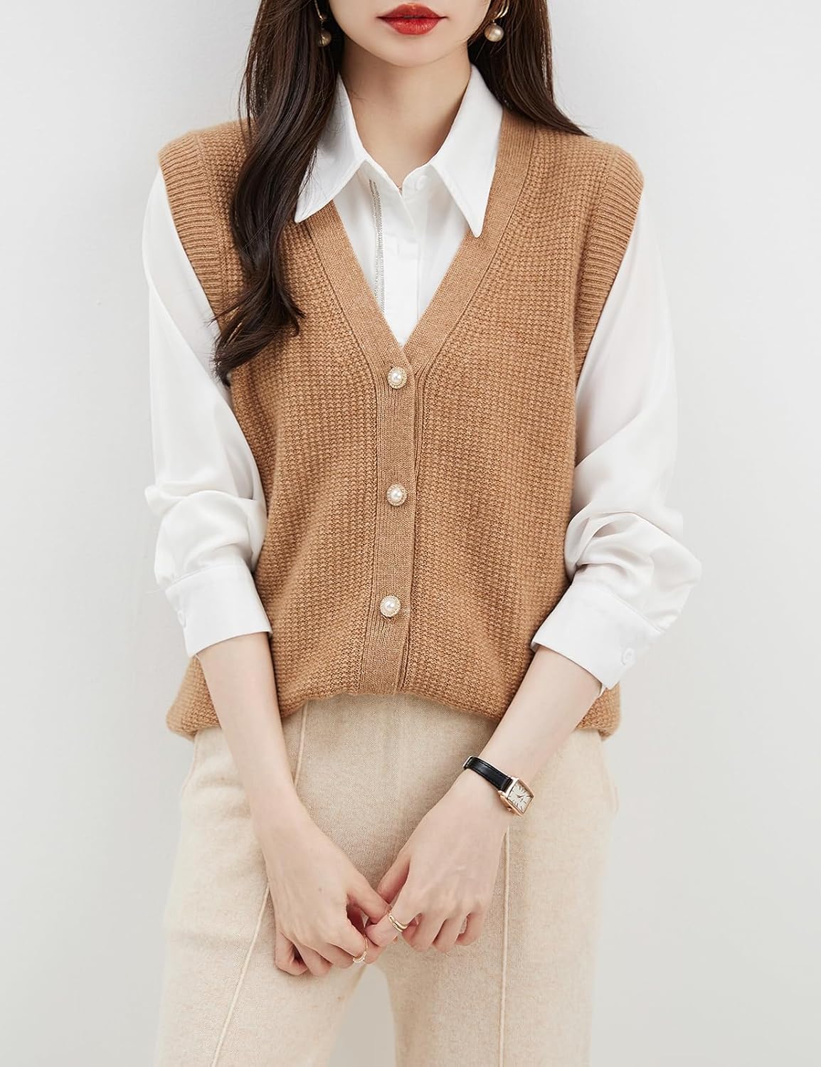 Women's 100% Merino Wool Sweater Vest 2025 Fall Winter V Neck Button Down Sleeveless Cable Knit Sweater Vest