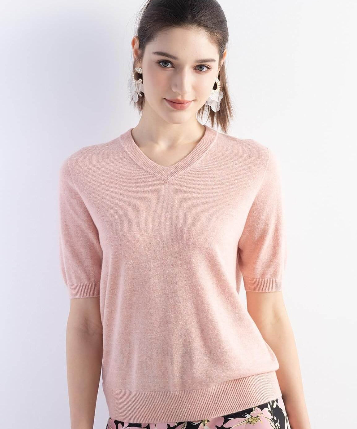 Merino Wool V-Neck Short Sleeve Seamless Knit Sweater