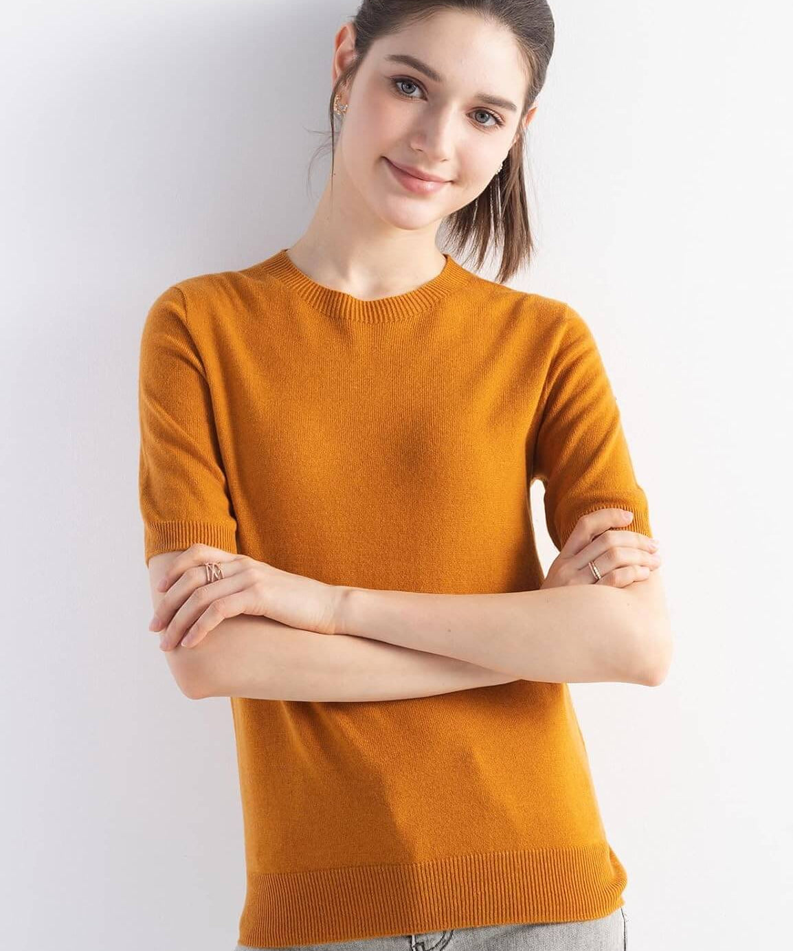 Merino Wool Crew Neck Short Sleeve Seamless Knit Sweater