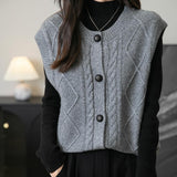 Chanyarn Women's 100% Merino Wool Sweater Vest 2025 Fall Winter Crew Neck Button Down Sleeveless Cable Knitted Sweater