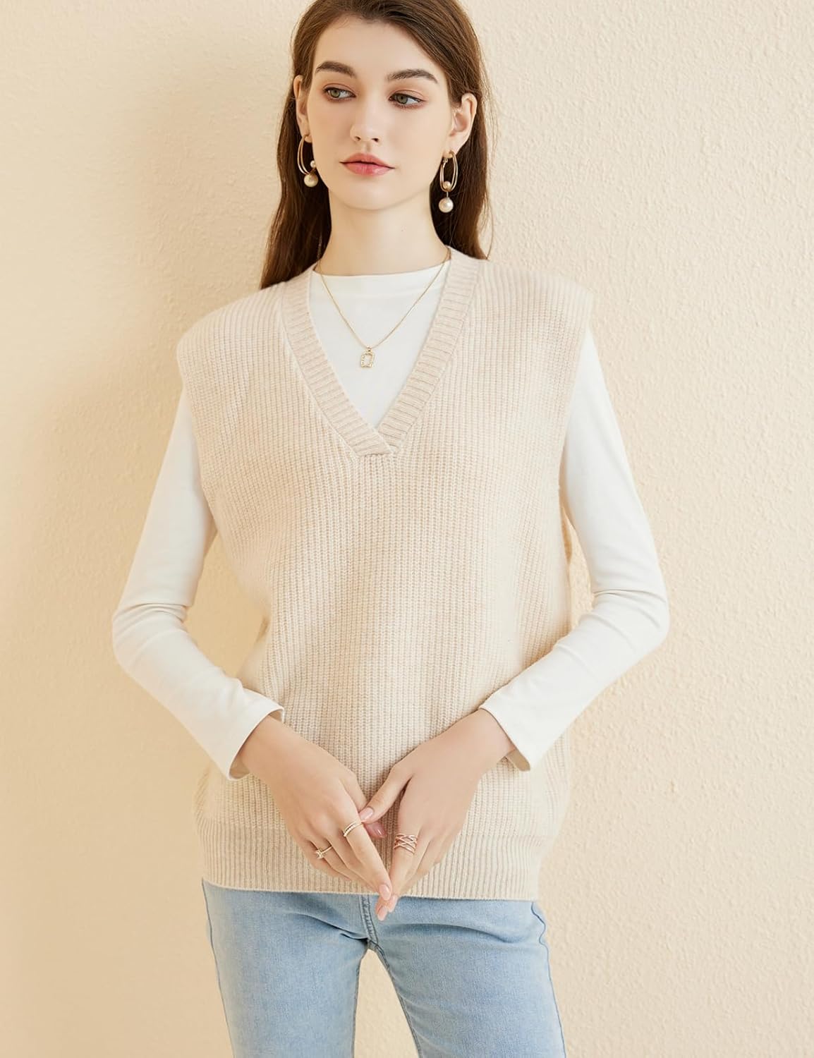 Women's 100% Merino Wool Sweater Vest 2025 Spring Classic V Neck Casual Sleeveless Knit Sweater Vest