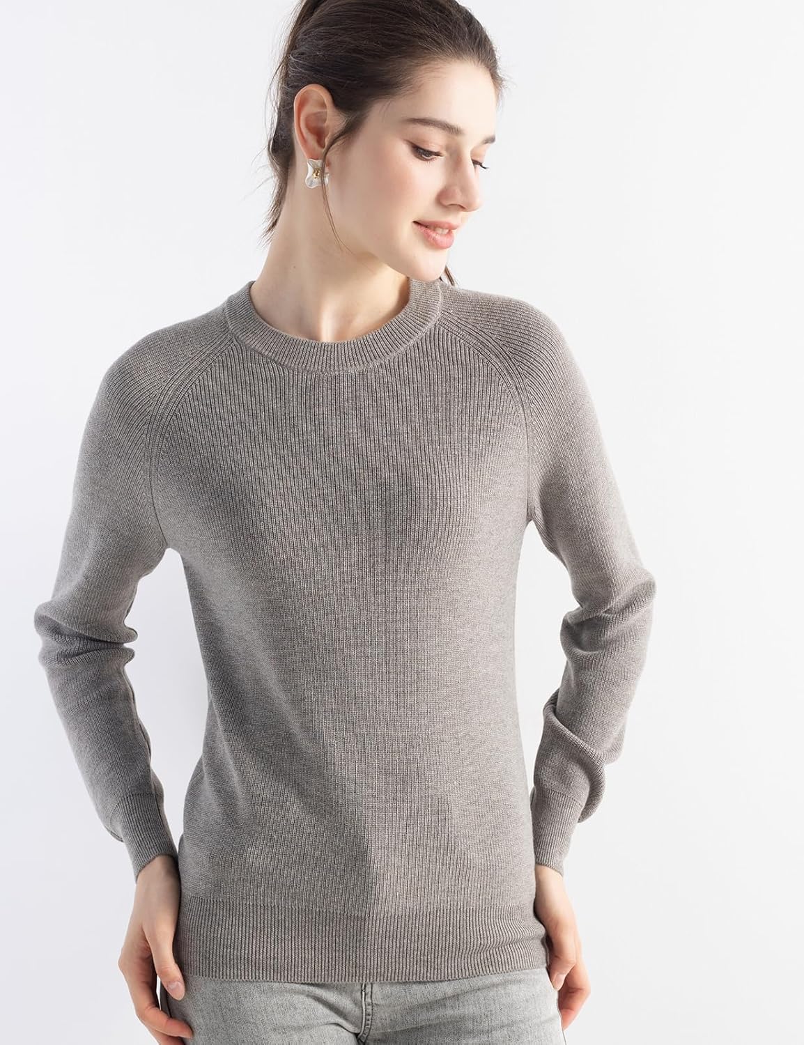 Pullage de mélange de laine mérinos pour femmes 2025 AUTTRE HIVER CONCUT CONCOUR