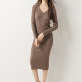 Abito maglione con scollo a V 30% cashmere 70% lana merino