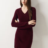Vestido suéter 100% lã Merino com decote em V