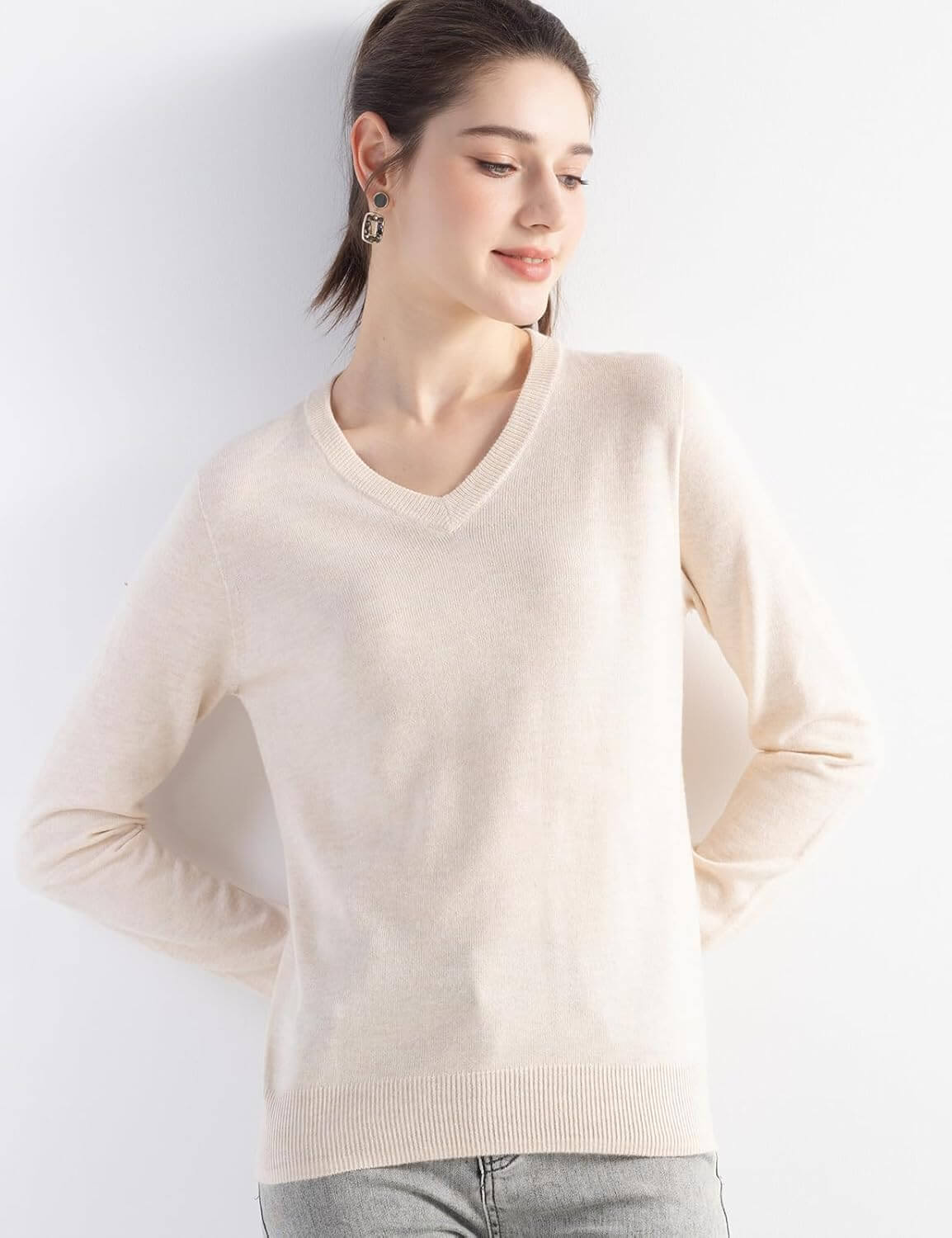 Women's Merino Wool Sweater 2025 Fall Winter V Neck Long Sleeve First-Line Ready to Wear Seamless Knit Sweater