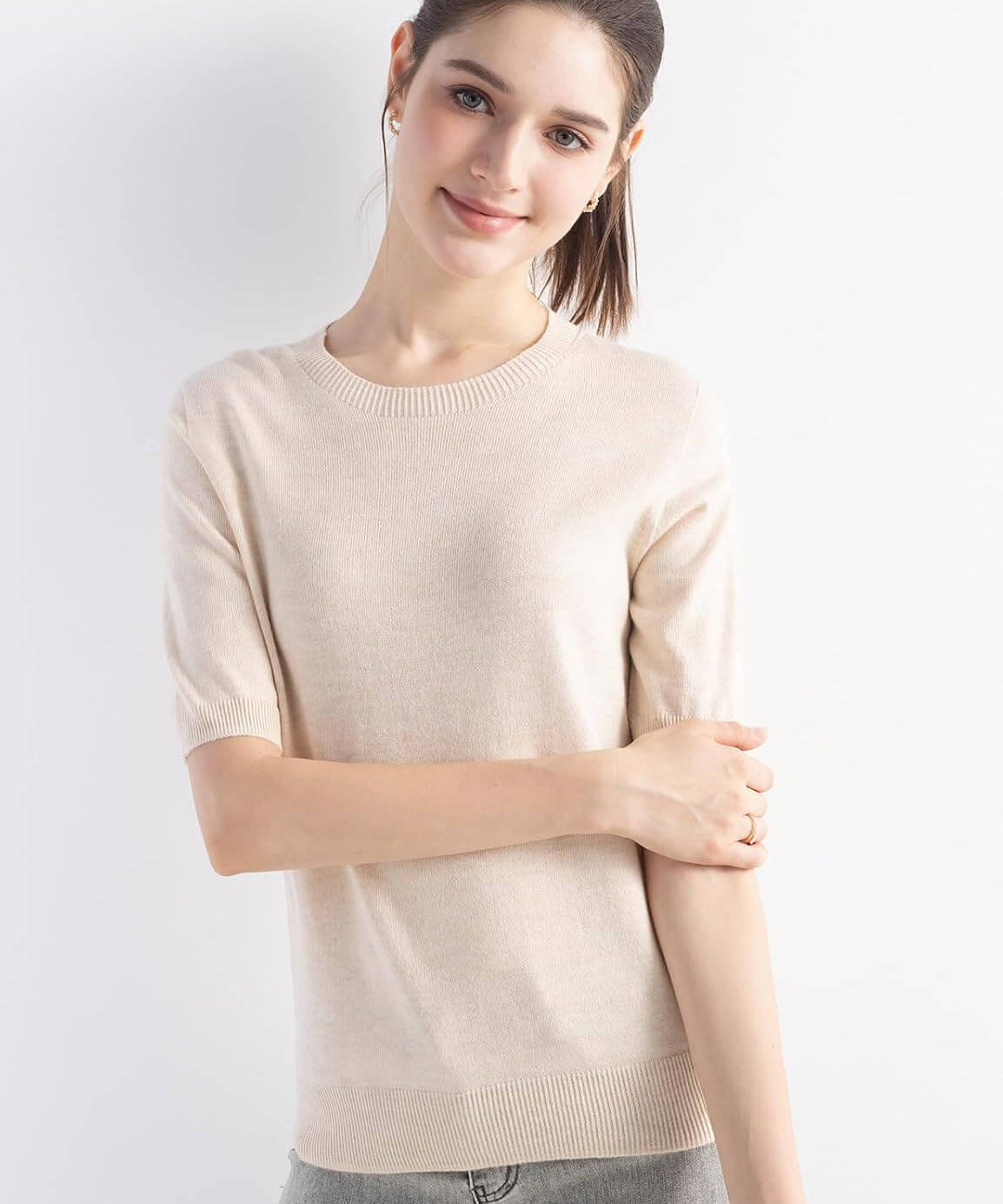 Merino Wool Crew Neck Short Sleeve Seamless Knit Sweater