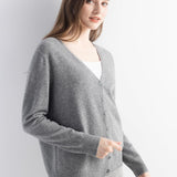 モンゴルのVネックニットカシミアカーディガン