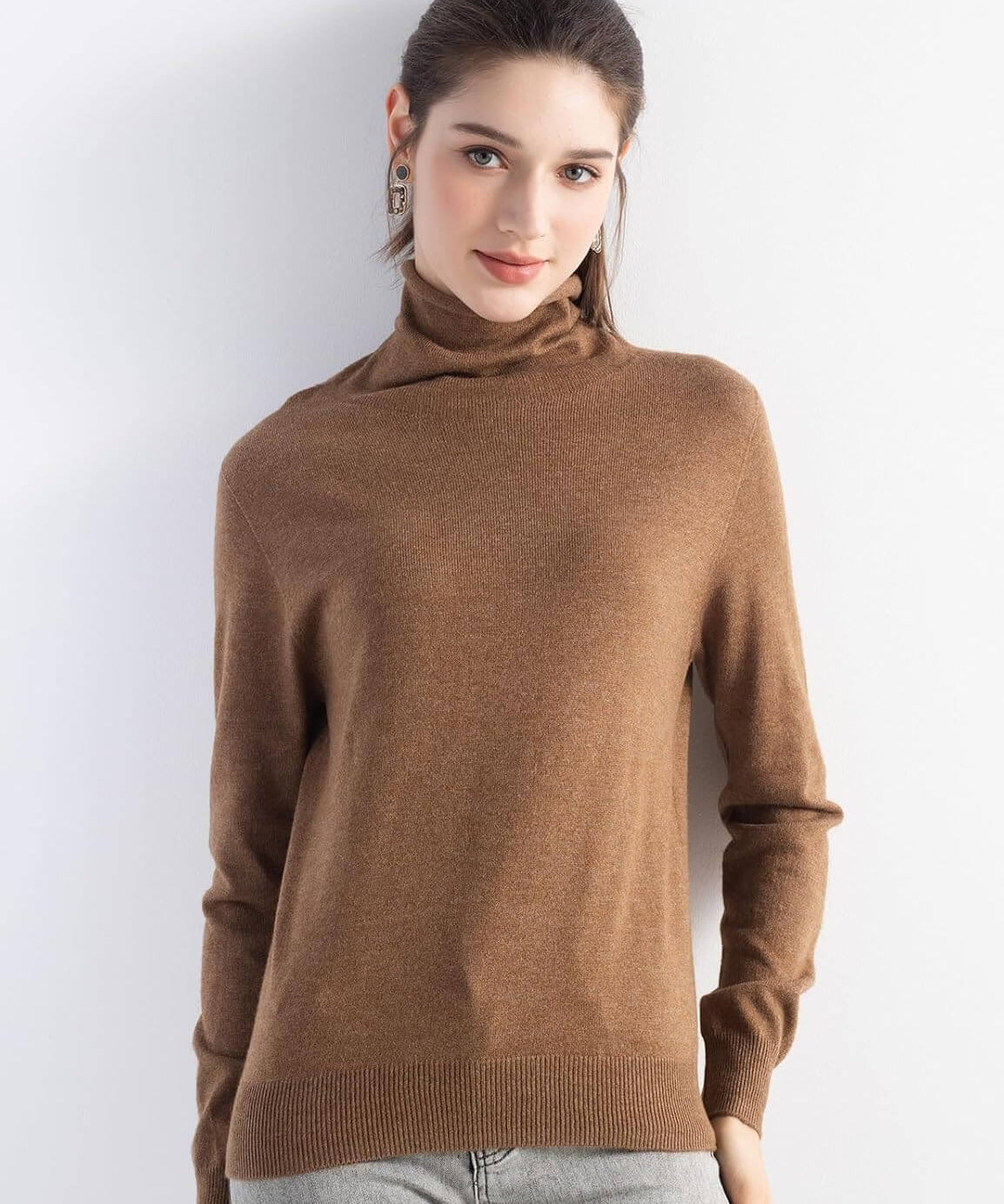 Merino Wool Turtle Neck Seamless Knit Sweater