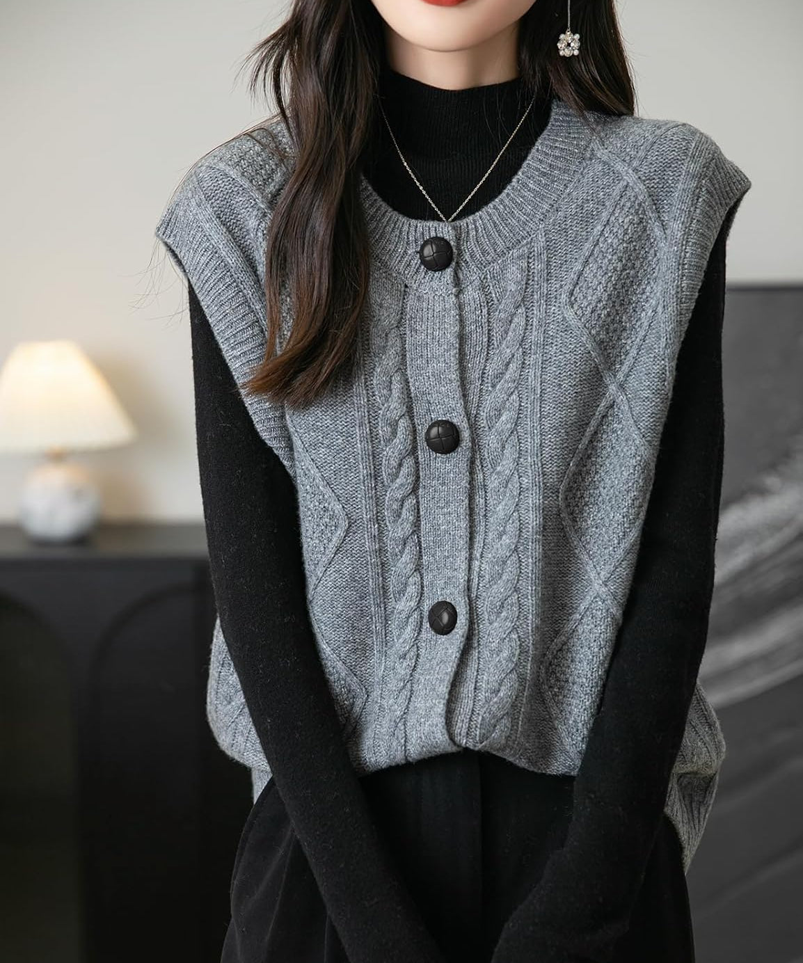 Chanyarn Women's 100% Merino Wool Sweater Vest 2025 Fall Winter Crew Neck Button Down Sleeveless Cable Knitted Sweater