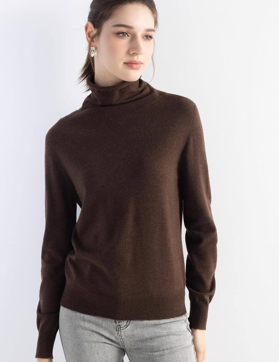 Merino Wool Blend Turtle Neck Seamless Knit Sweater
