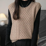 Women's 100% Merino Wool Sweater Vest 2025 Fall Winter Vintage Cable Crew Neck Sleeveless Knit Sweater Vest