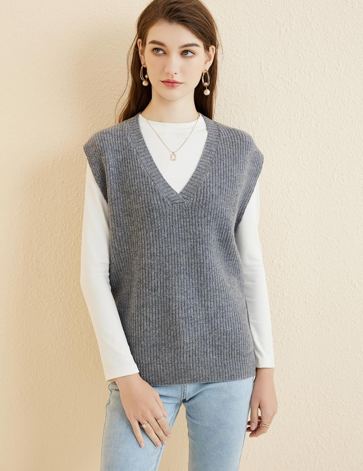 Women's 100% Merino Wool Sweater Vest 2025 Spring Classic V Neck Casual Sleeveless Knit Sweater Vest