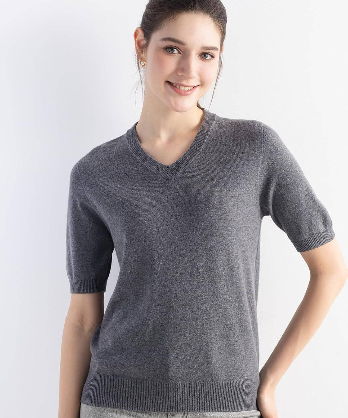 Merino Wool V-Neck Short Sleeve Seamless Knit Sweater