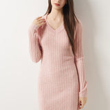 Vestido suéter 100% lã Merino com decote em V