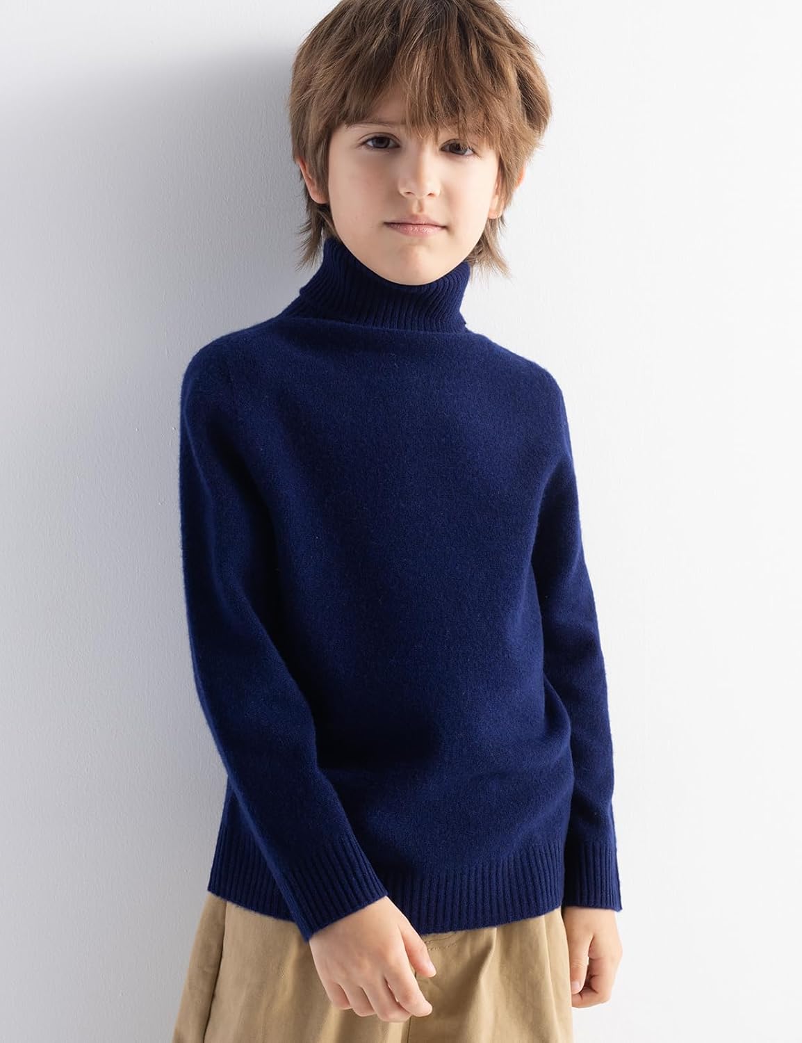 男の子と女の子100％メリノウールのセーター秋の冬の最初のラインタートルネック長袖のプルオーバーを着用する準備ができています