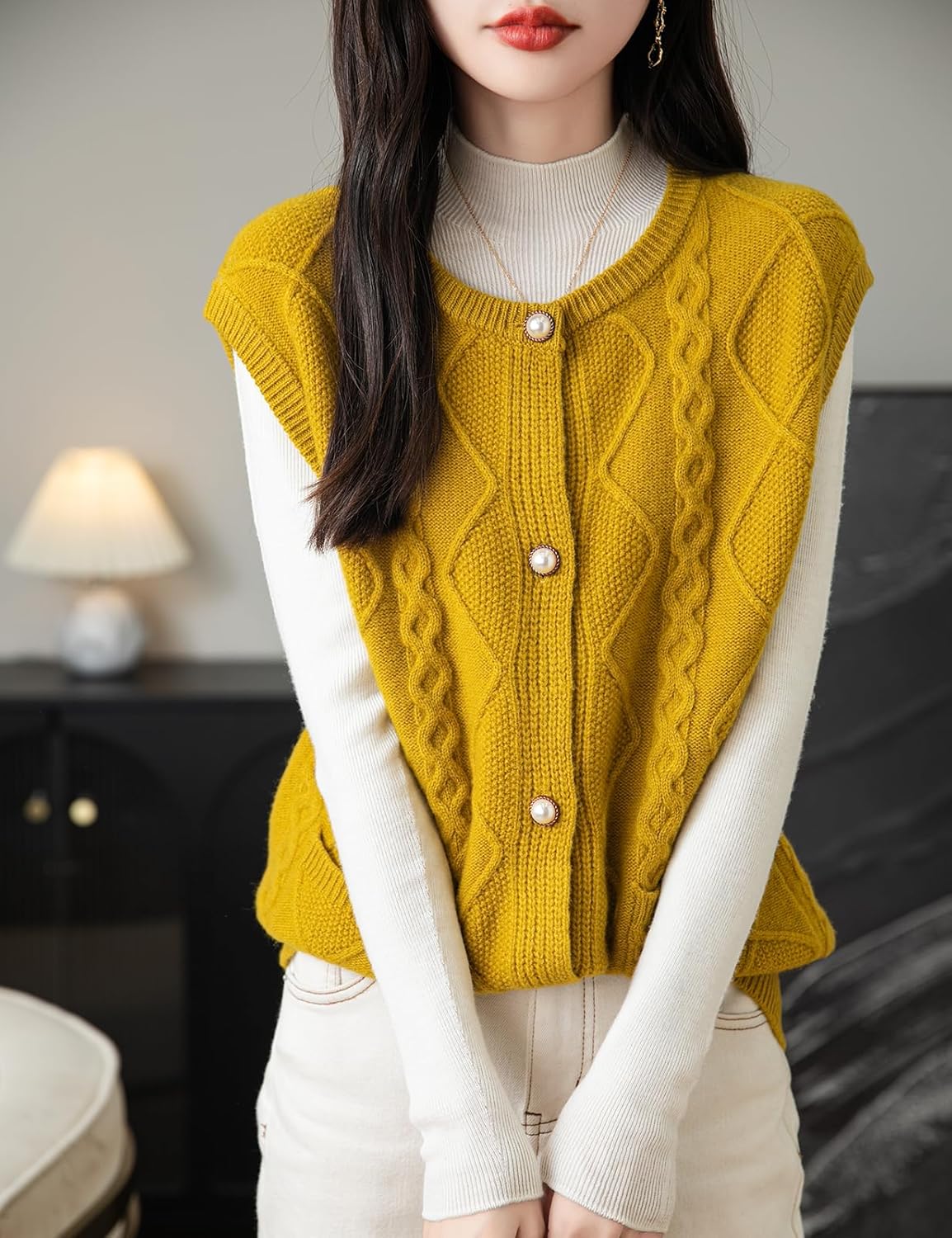 Women's 100% Merino Wool Sweater Vest 2025 Fall Winter Crew Neck Button Down Sleeveless Cable Knit Sweater Vest
