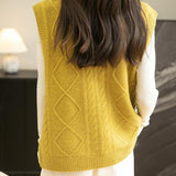 Chanyarn Women's 100% Merino Wool Sweater Vest 2025 Fall Winter Crew Neck Button Down Sleeveless Cable Knitted Sweater