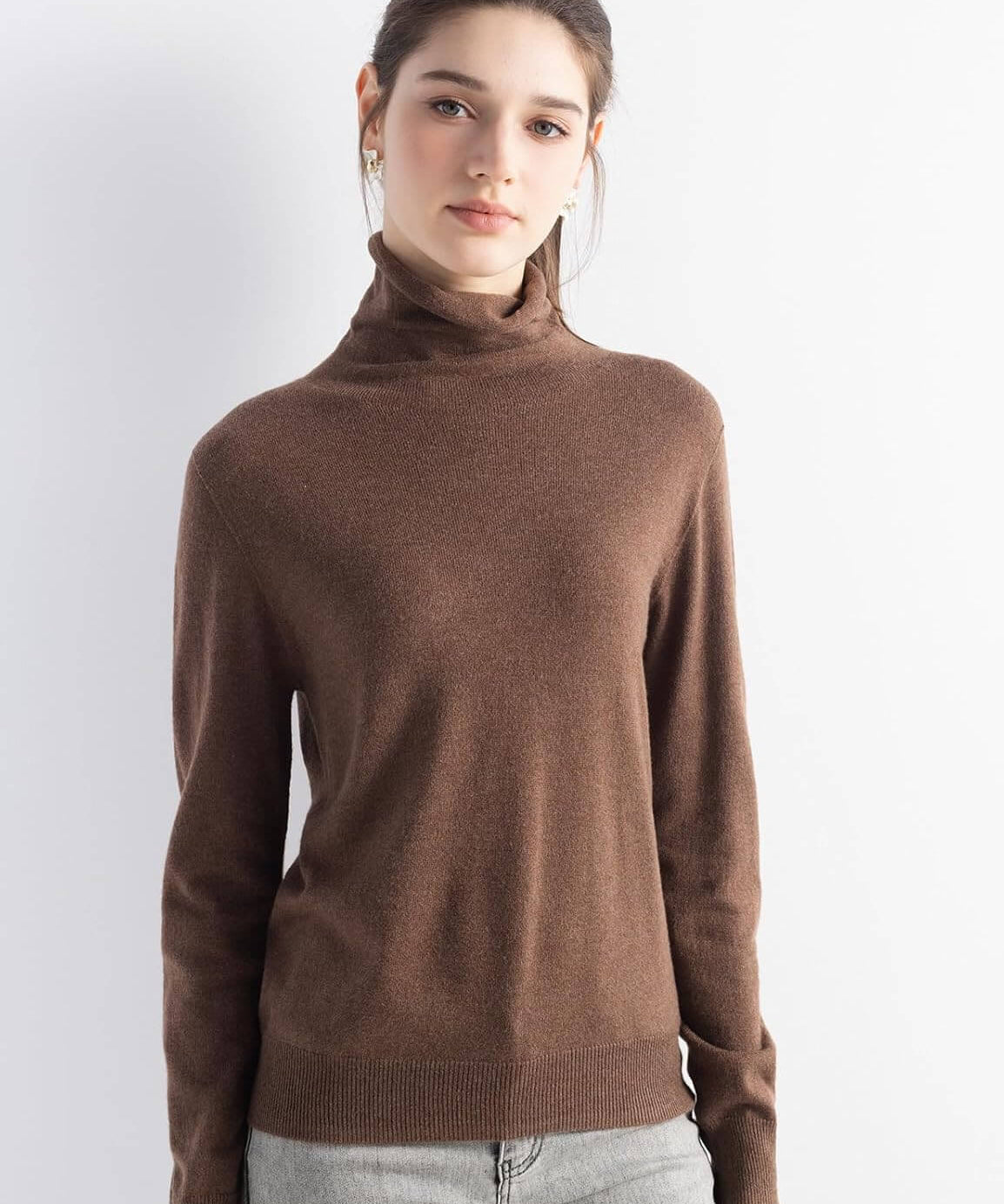 Merino Wool Turtle Neck Seamless Knit Sweater