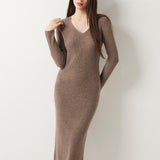 Abito maglione con scollo a V 30% cashmere 70% lana merino