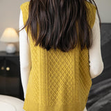 Women's 100% Merino Wool Sweater Vest 2025 Fall Winter Vintage Cable Crew Neck Sleeveless Knit Sweater Vest