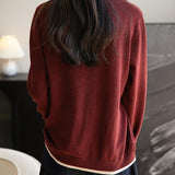 Suéter de cárdigan de lana de lana femenina 2025 otoño invierno falso de dos piezas Bloque de color Cardigan de tejido de manga larga