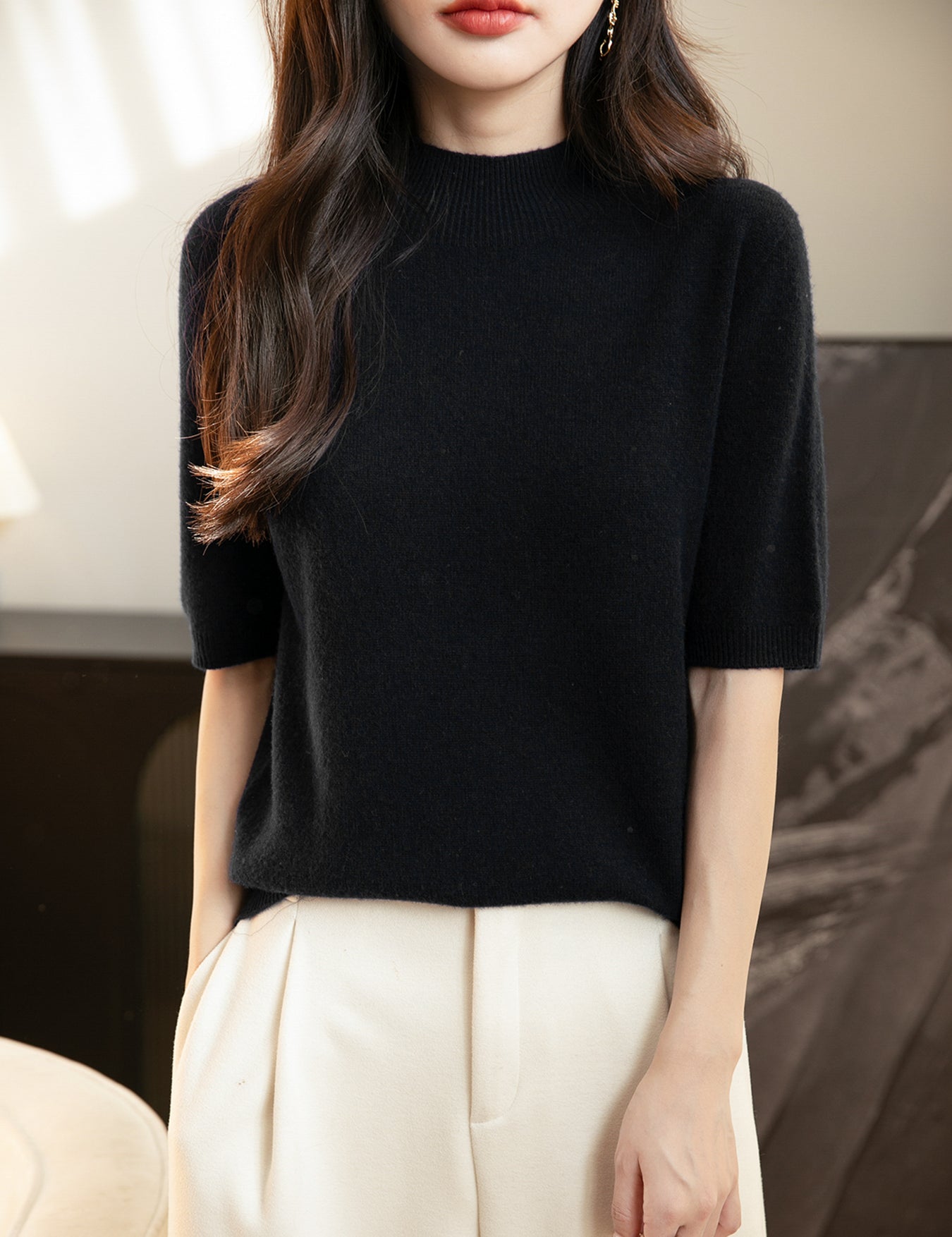100% Merino Wool Short Sleeve Mockneck Seamless Sweater