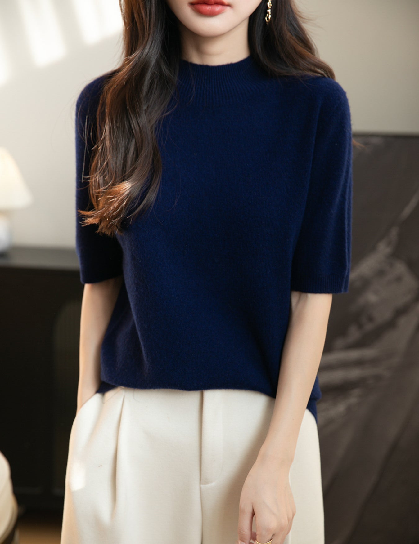 100% Merino Wool Short Sleeve Mockneck Seamless Sweater
