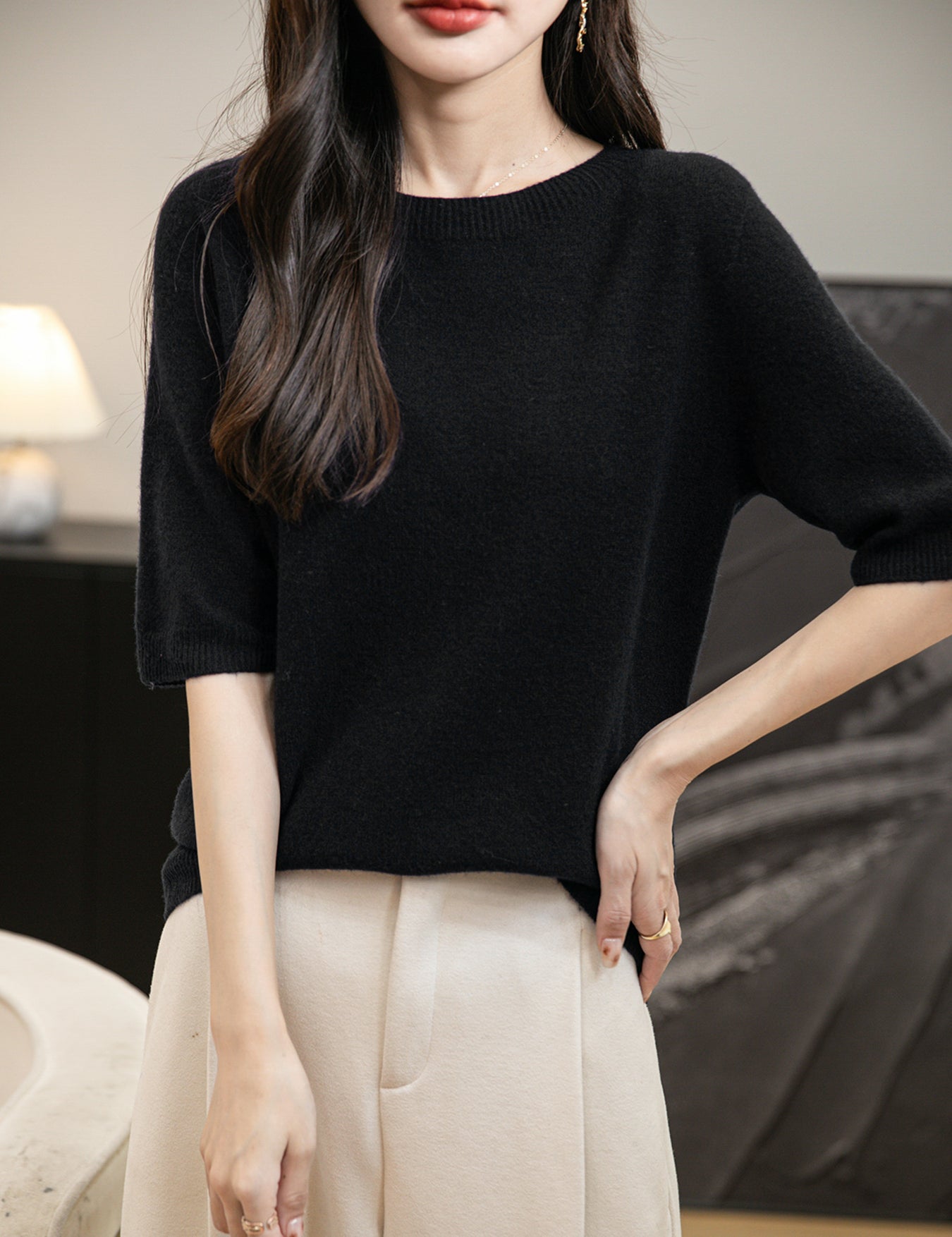100% Merino Wool Seamless Crewneck Short Sleeve Sweater