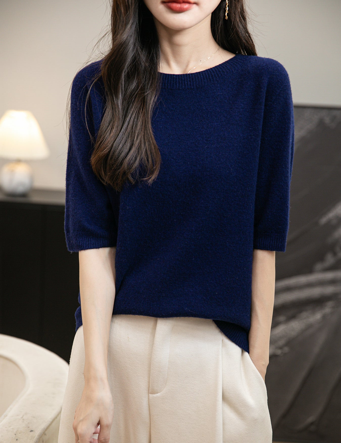 100% Merino Wool Seamless Crewneck Short Sleeve Sweater