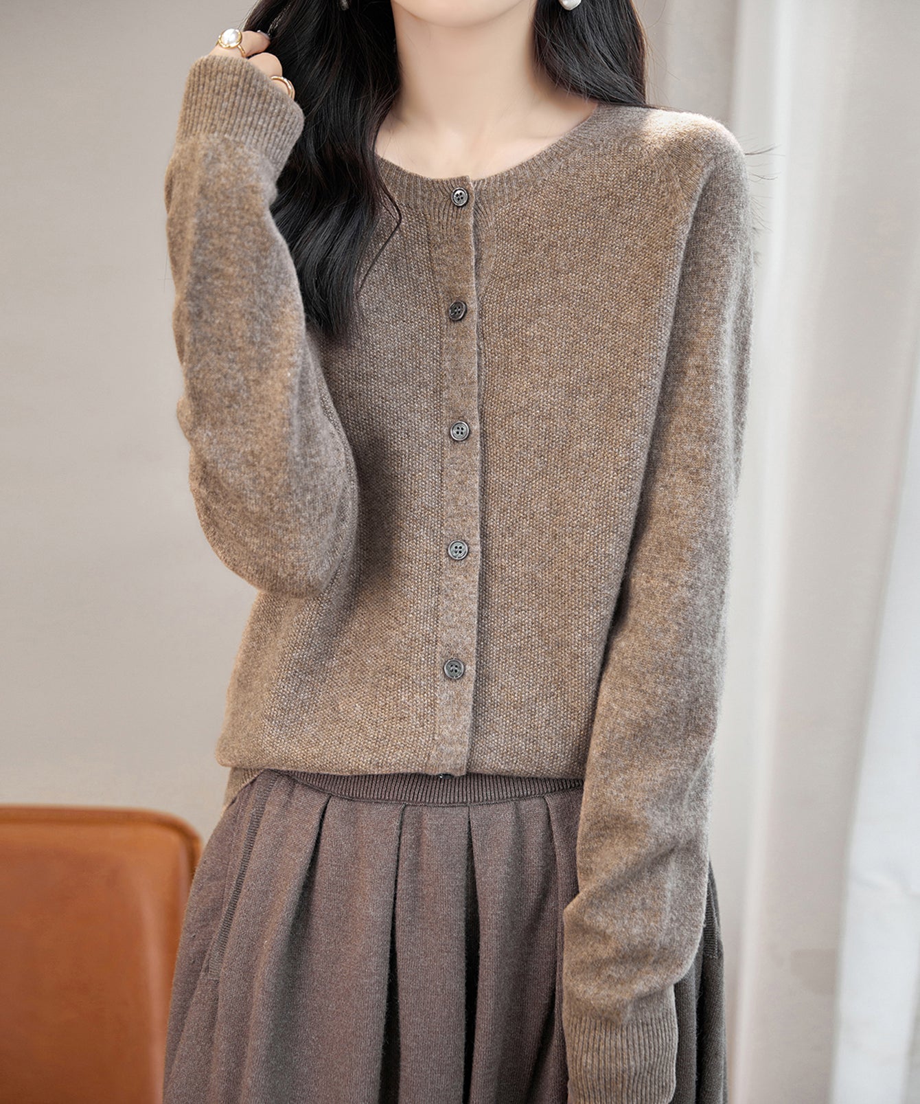 Chanyarn Women's Crewneck 100% Merino Wool Sweater 2025 Spring Fall Solid Long Sleeve Seamless Knitted Cardigan Sweater
